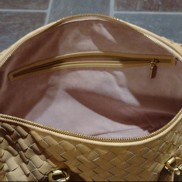 Cole Haan caviar leather beige Nude leather briaded satchel - Picture 5 of 9